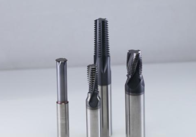 【兆恒機械】螺紋銑刀與絲錐攻絲有什么區(qū)別，誰的優(yōu)勢大呢？