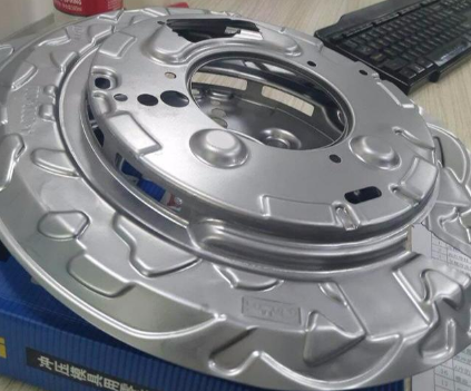 【兆恒機(jī)械】沖壓模具拉伸、成型、沖孔材料使用禁忌及折彎工藝細(xì)節(jié)處理